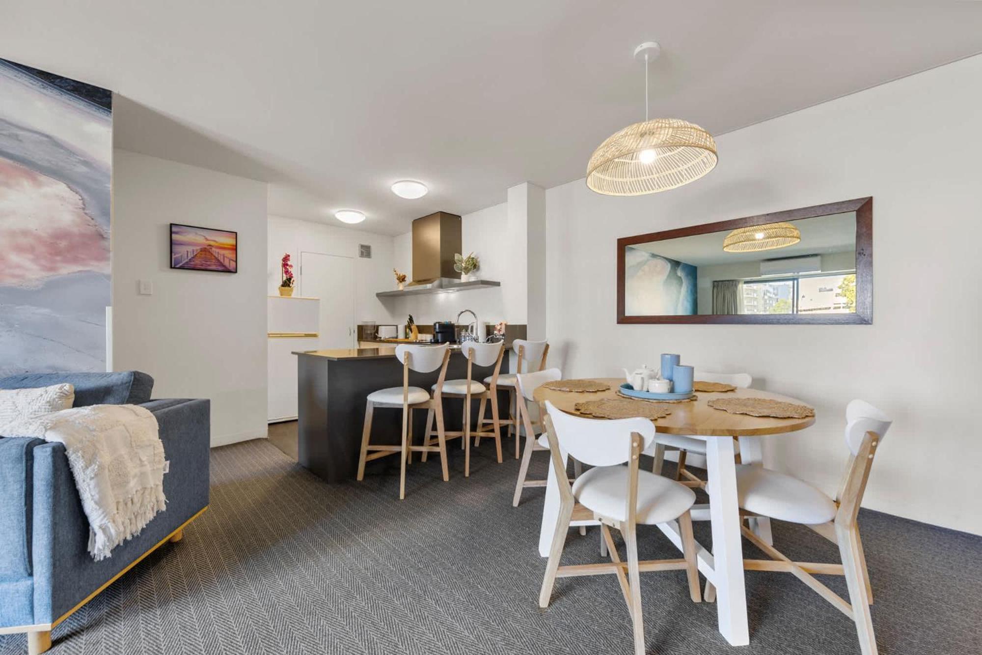 Stylish 2-bedroom In The Heart Of Perth