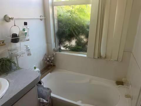 Master With Private Bathroom * Perth