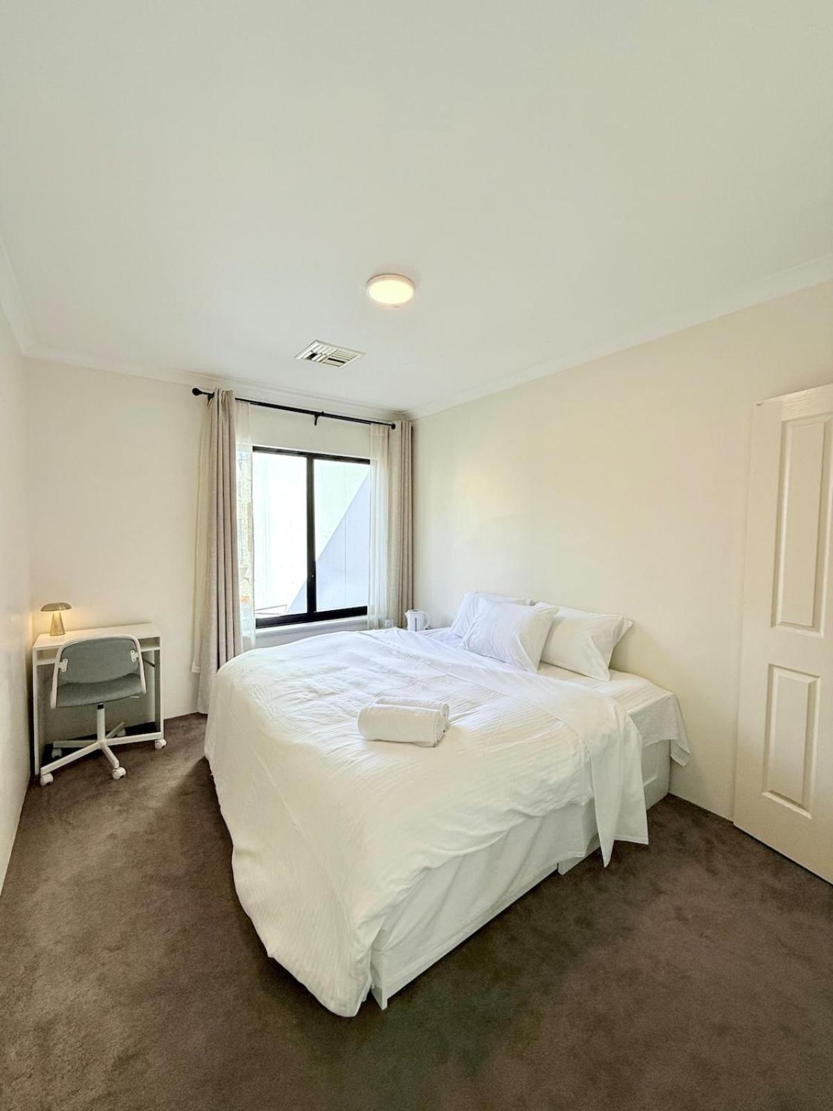 Apartamento East King Desk Free Parking *