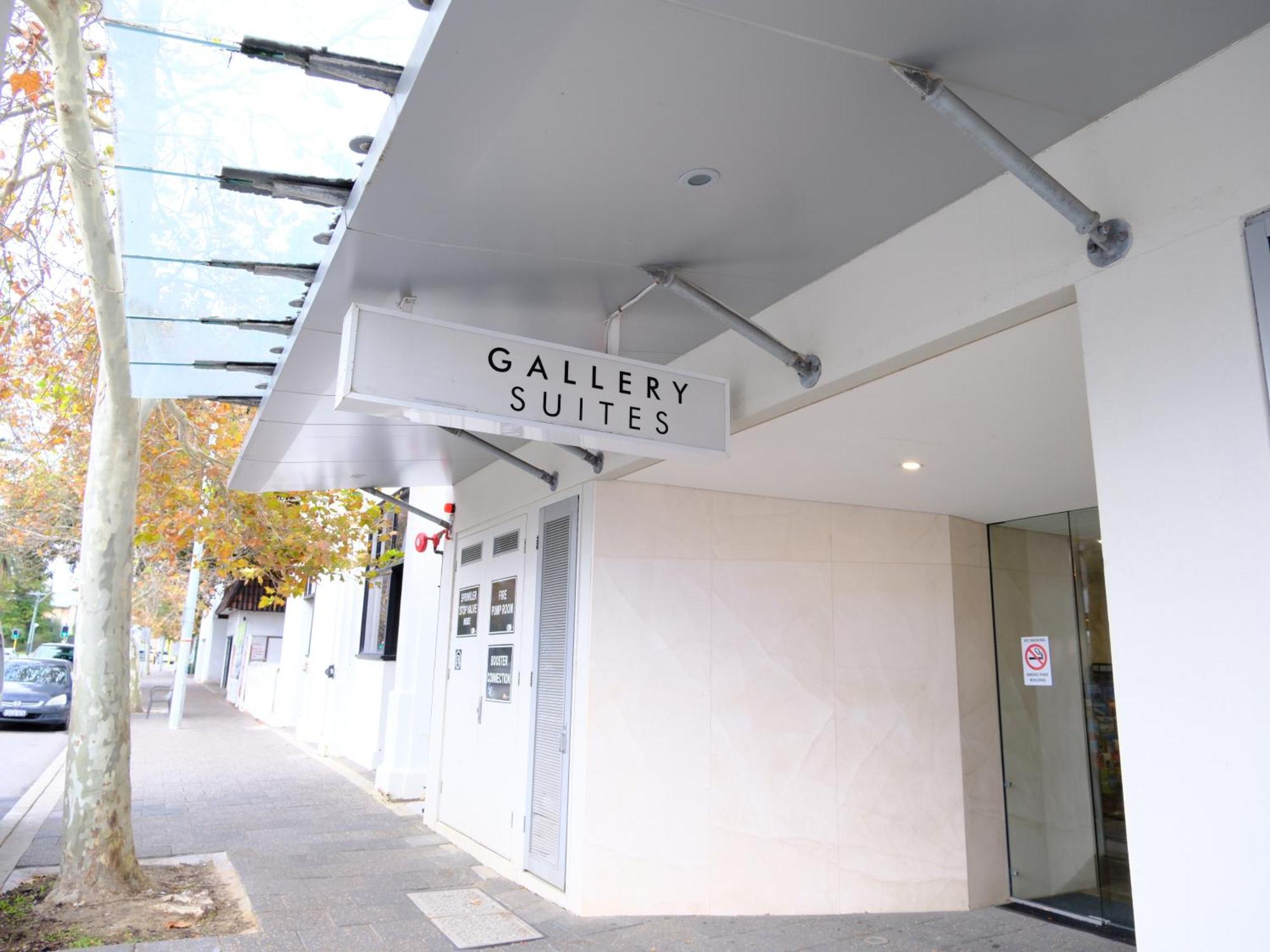 Aparthotel Gallery Serviced 3*