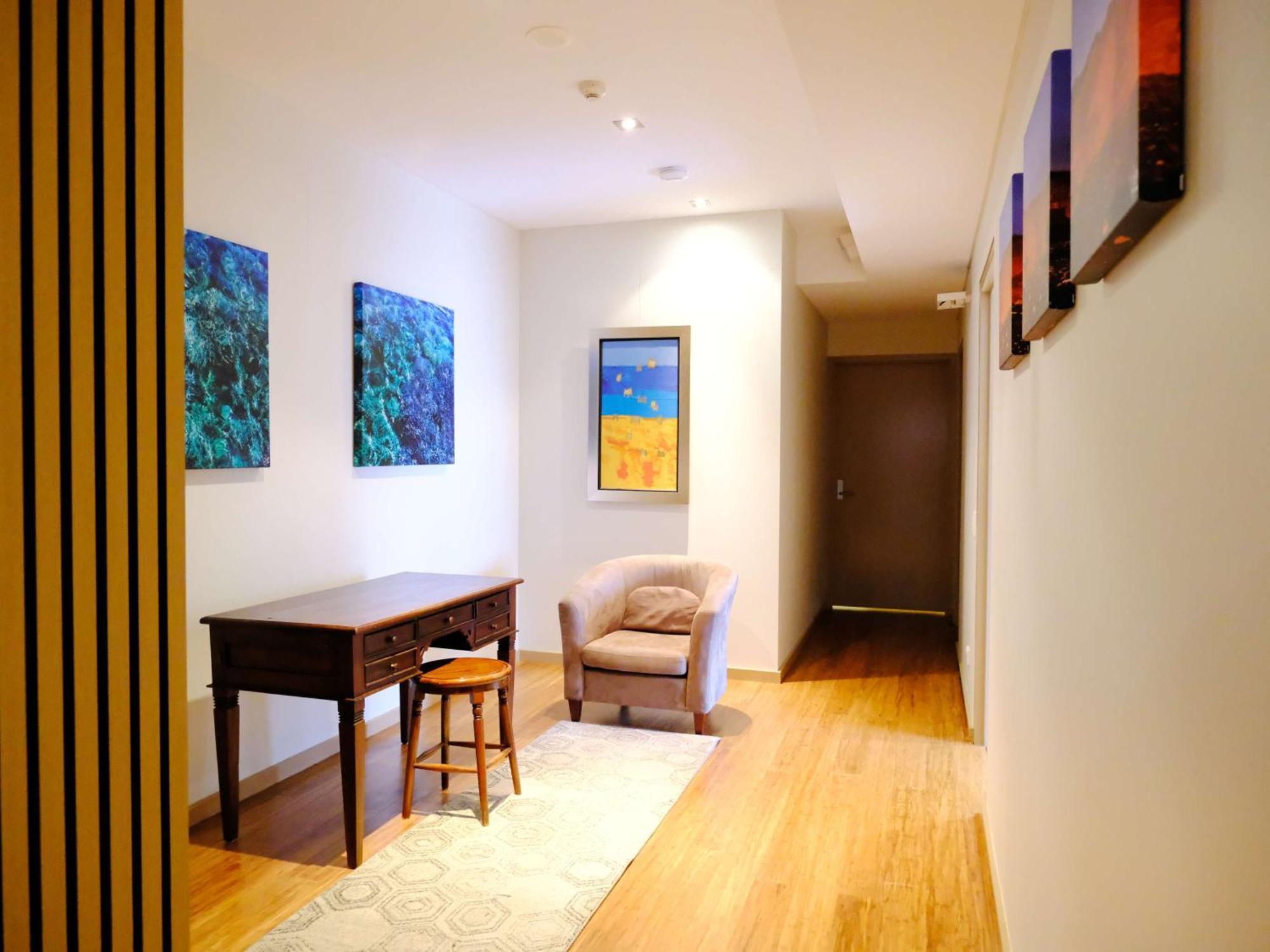 Gallery Serviced