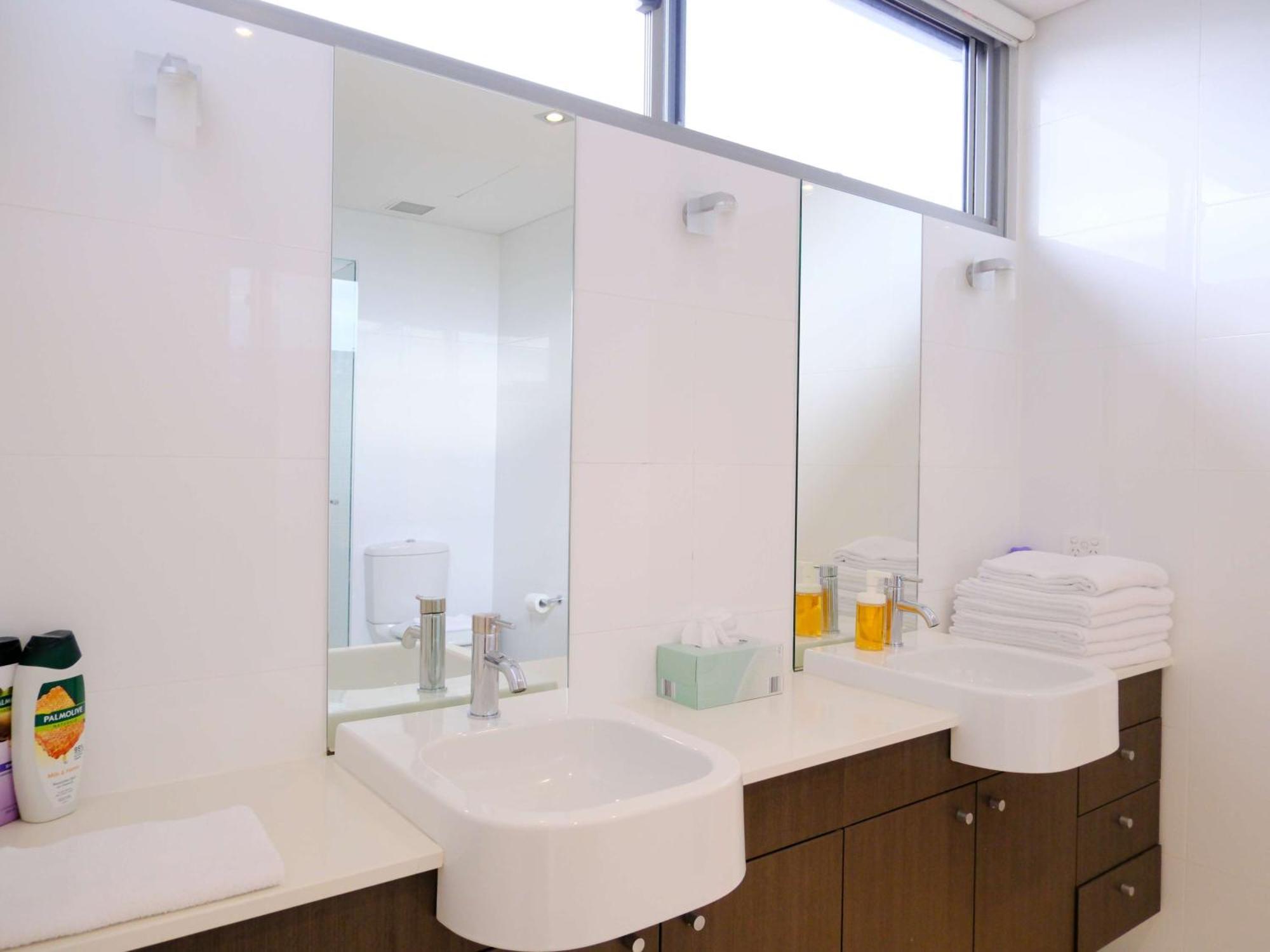 Gallery Serviced Aparthotel
