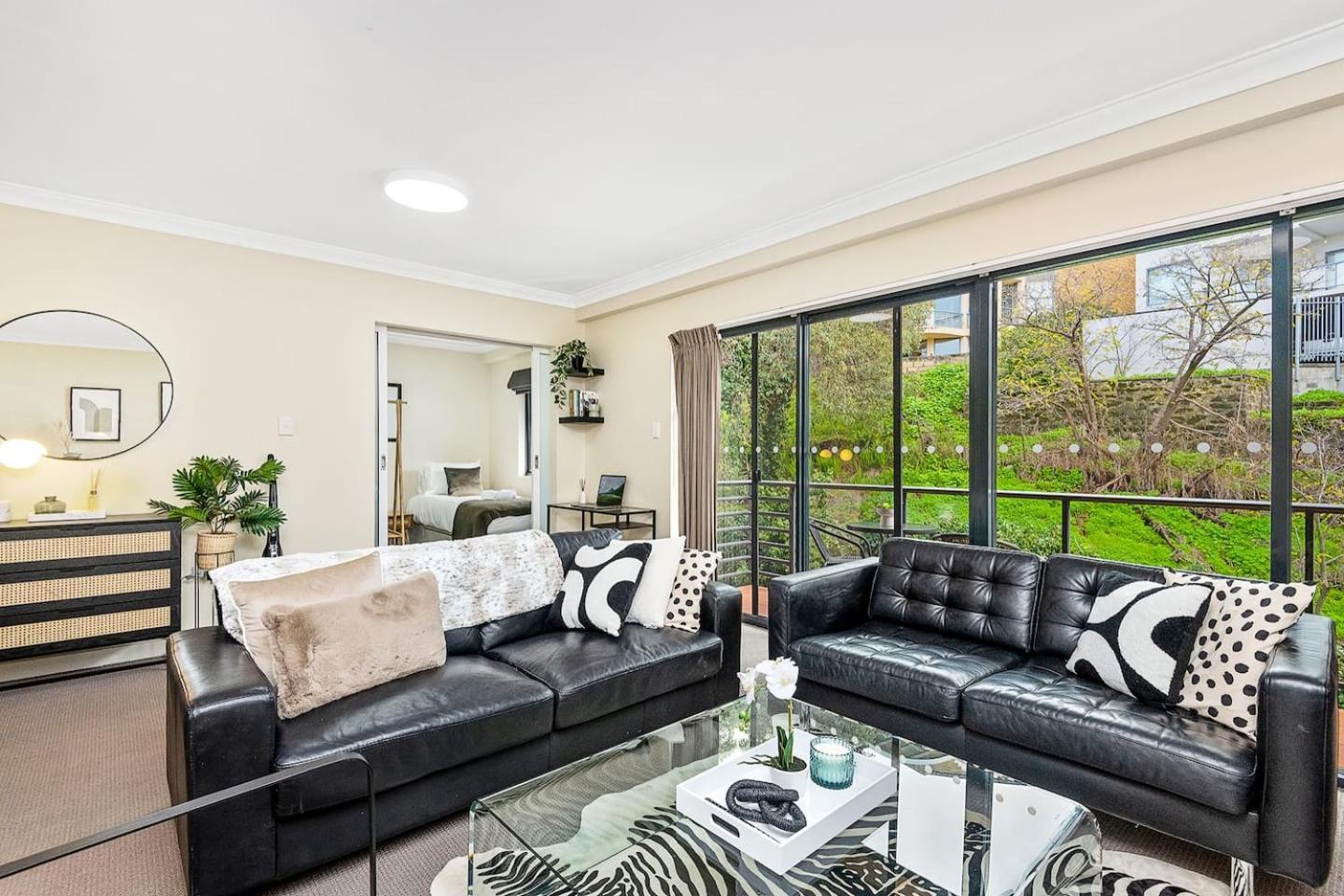 Apartment Marvellous Mounts Bay 2Br Apt *