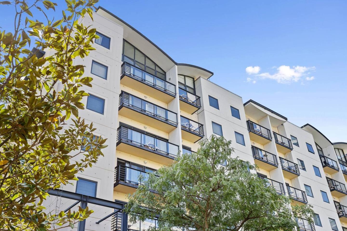 Marvellous Mounts Bay 2Br Apt Apartment *