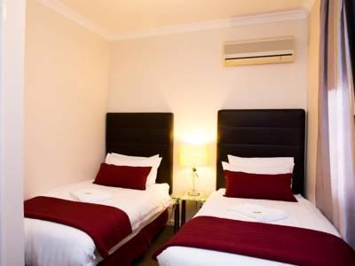 Regal Aparthotel 4*