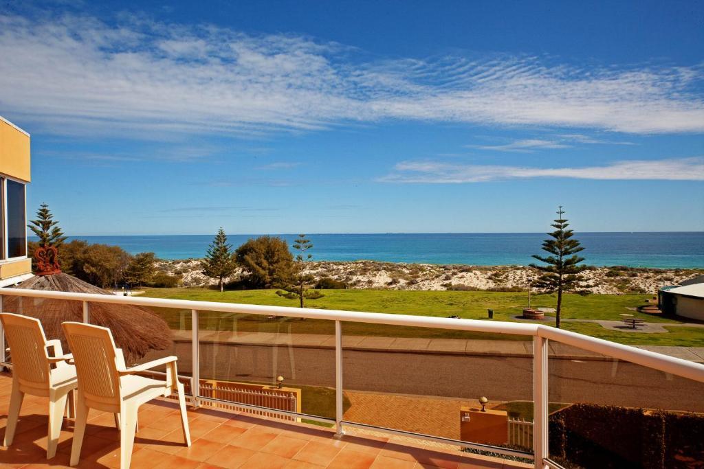 Beach Manor Hotel Perth