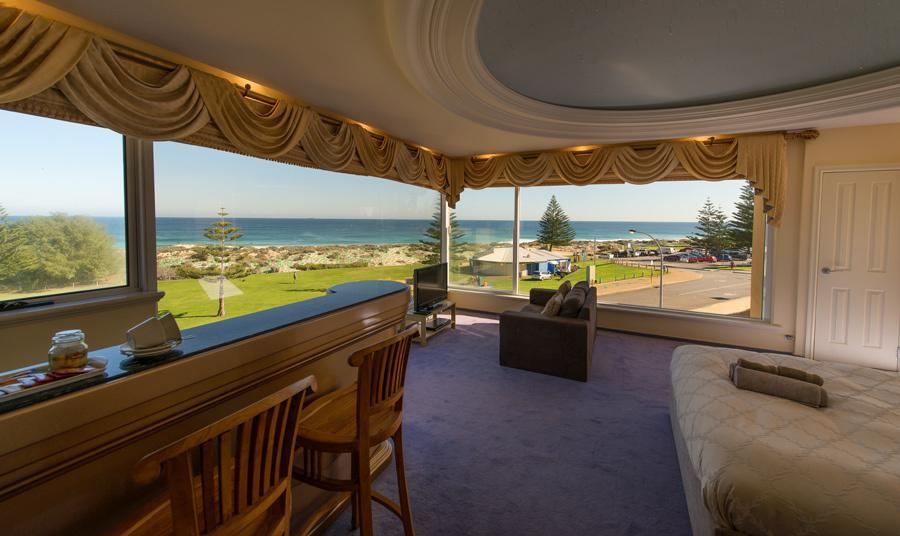 Hotel Beach Manor Perth