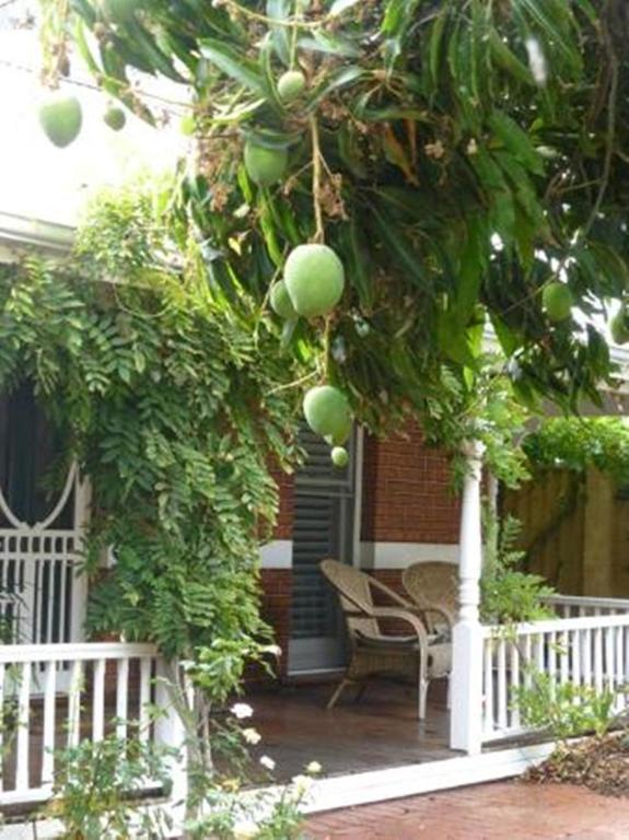 Bed & Breakfast Lakeside 4*