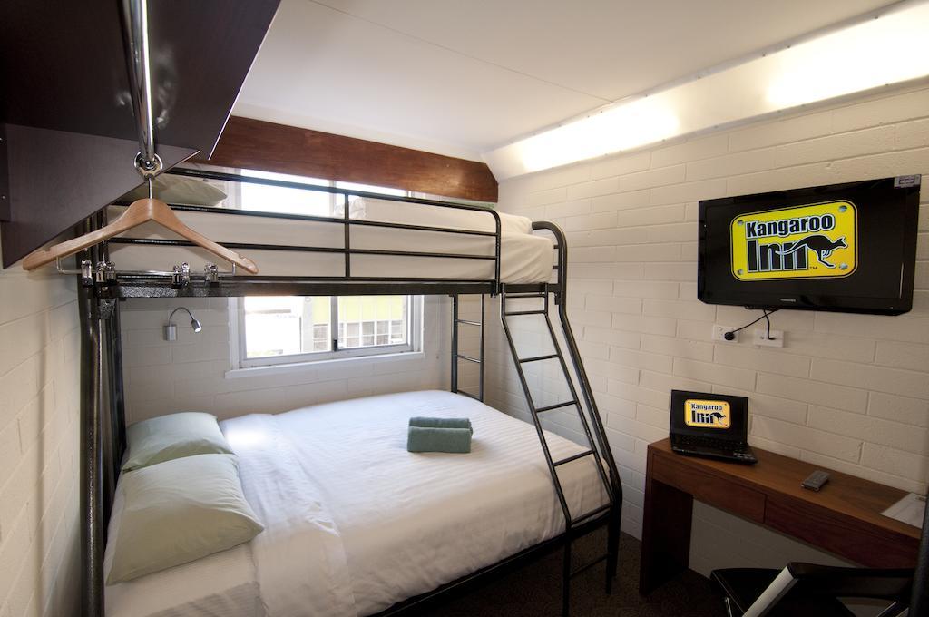 Asrama Kangaroo Perth
