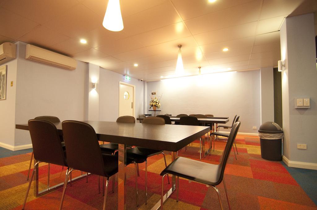 Asrama Kangaroo Perth