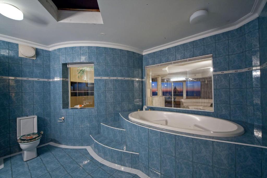 Beach Manor Hotel 4*