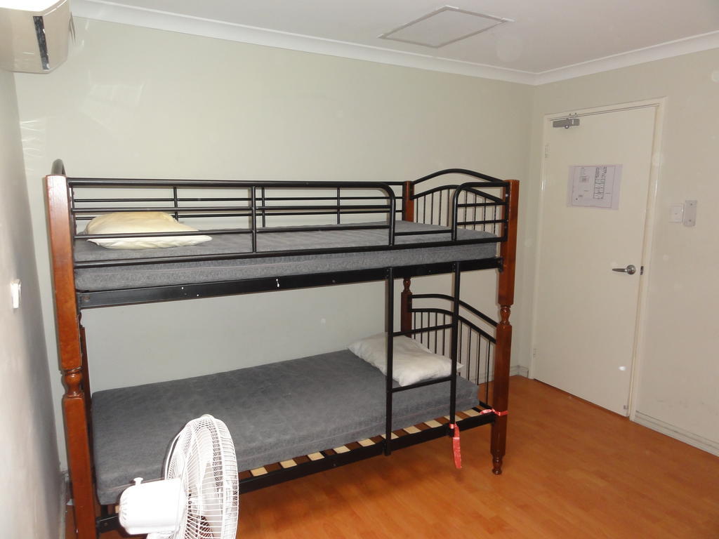 Hostel 178 Backpackers *