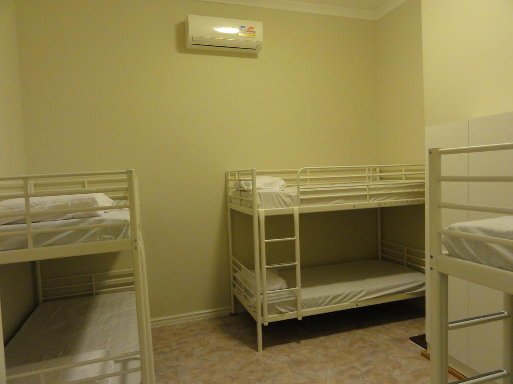 178 Backpackers Perth