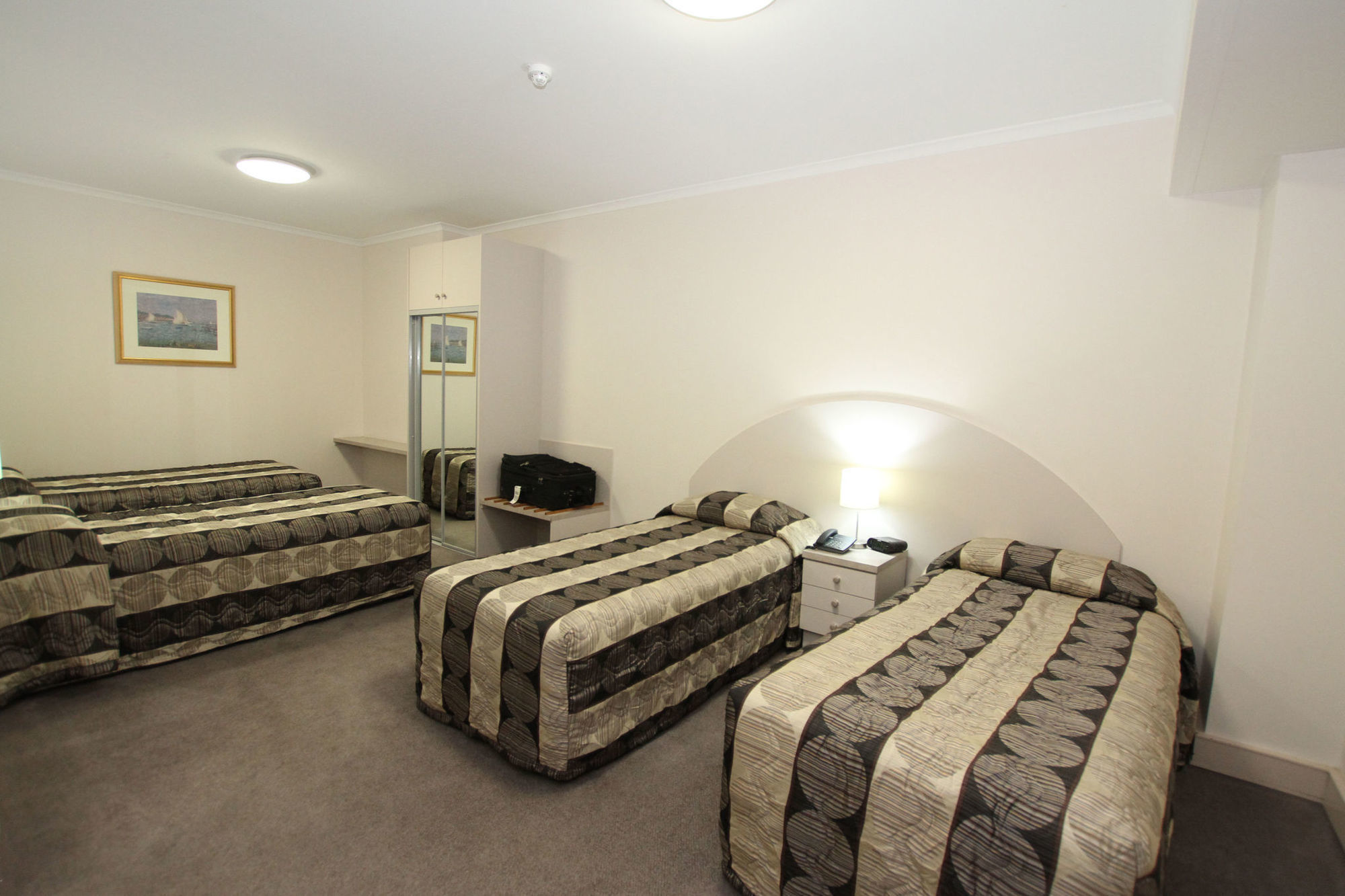 Comfort & Goodearth Hotel Perth