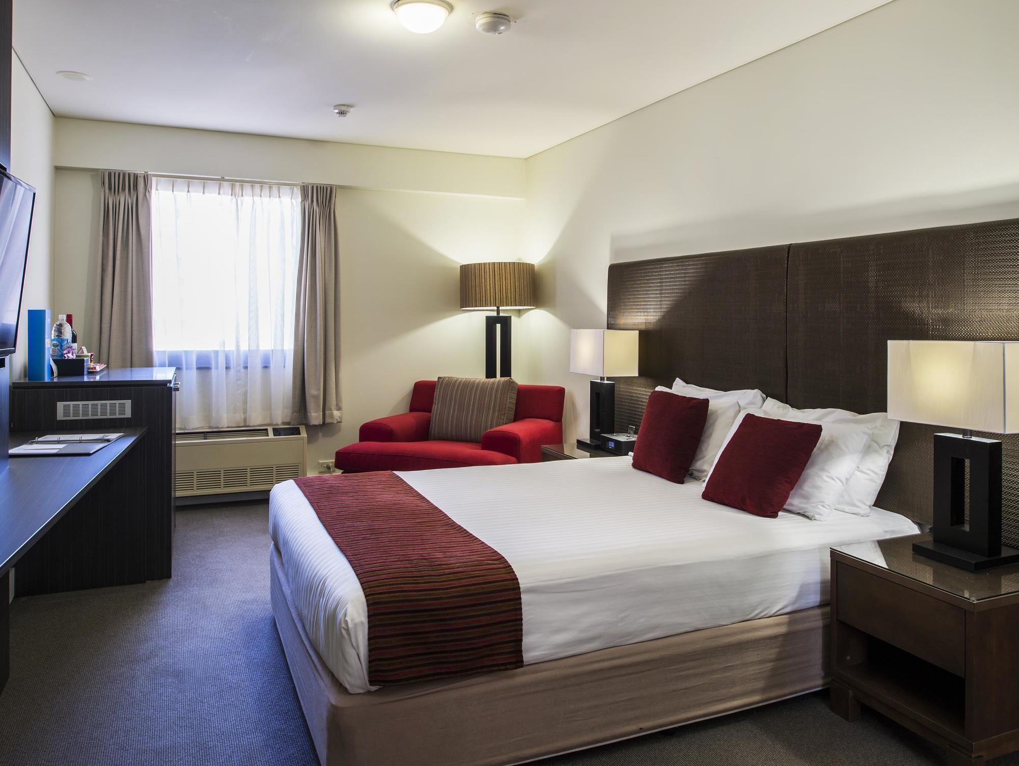 Mantra On Hay Aparthotel 4*
