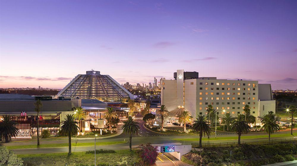 Crown Metropol Hotel