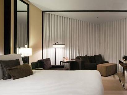 Crown Metropol Hotel