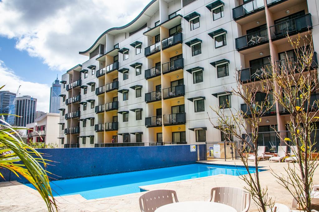 Short Apartment