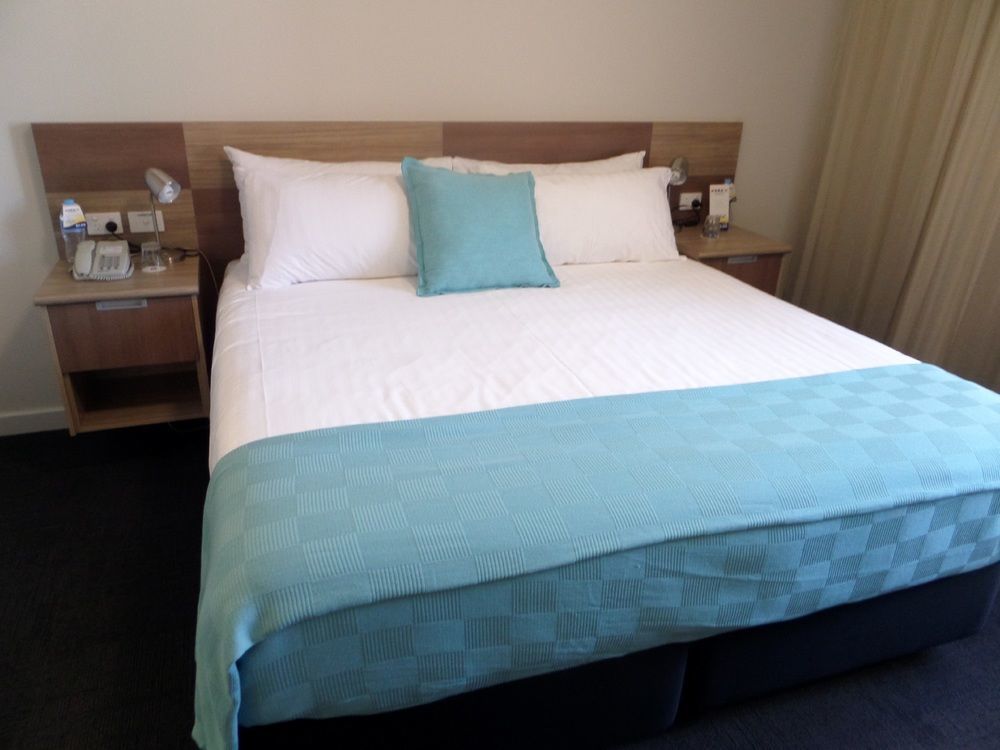 Metro Hotel 3*