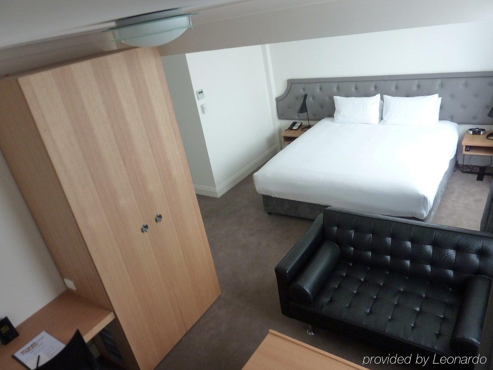 Pensione Hotel Perth 3*