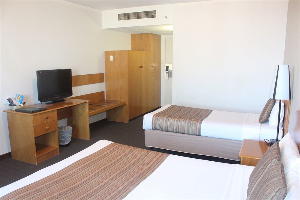 Quay 4*