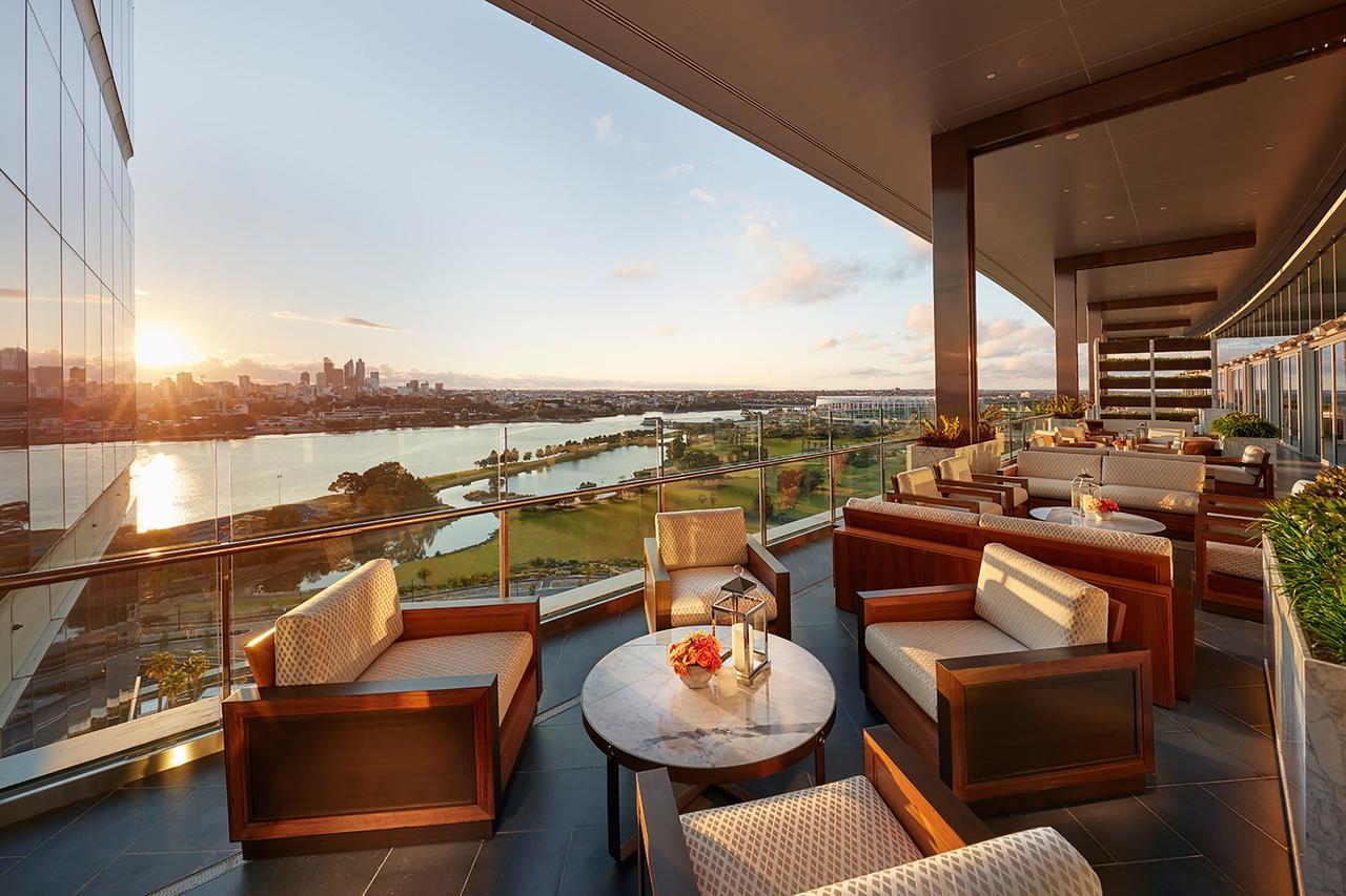 Crown Towers 5*