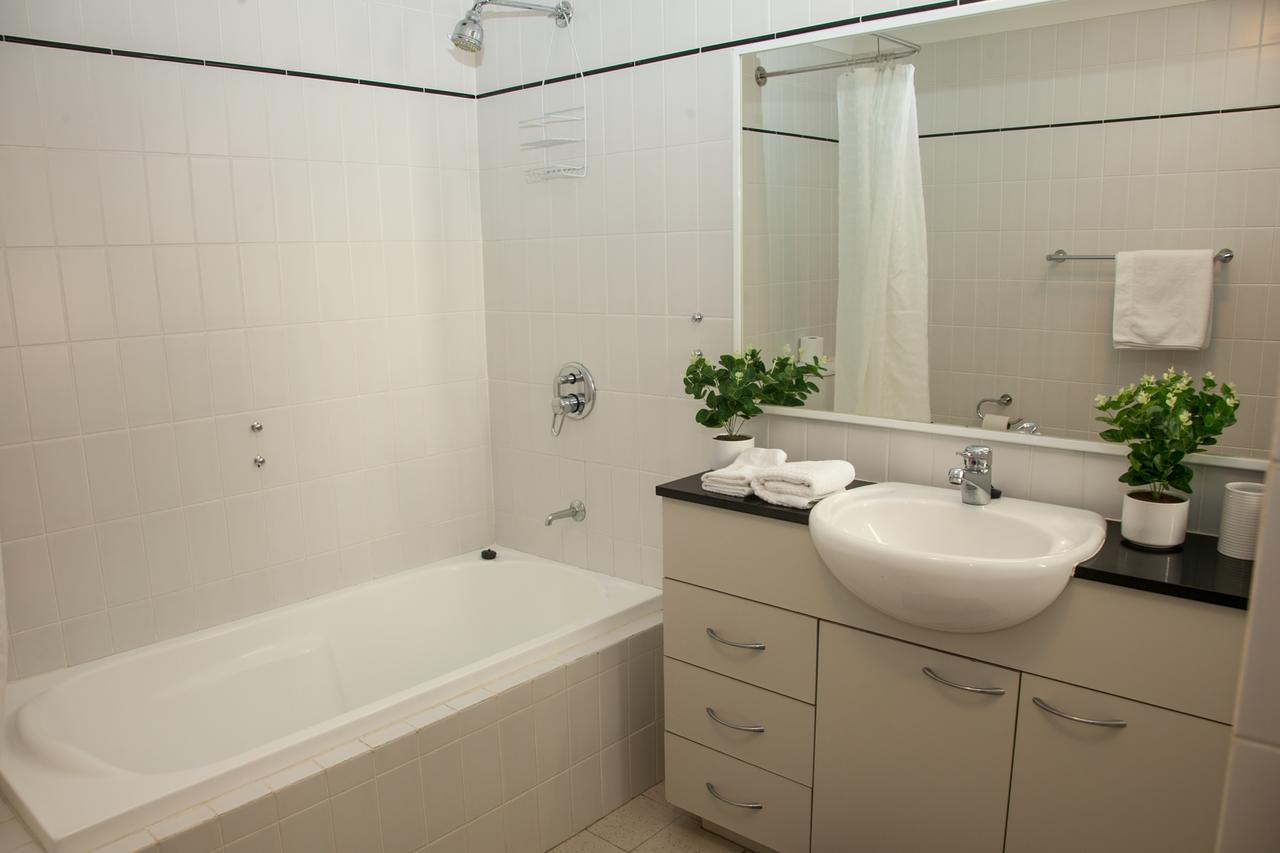 Short Apartment