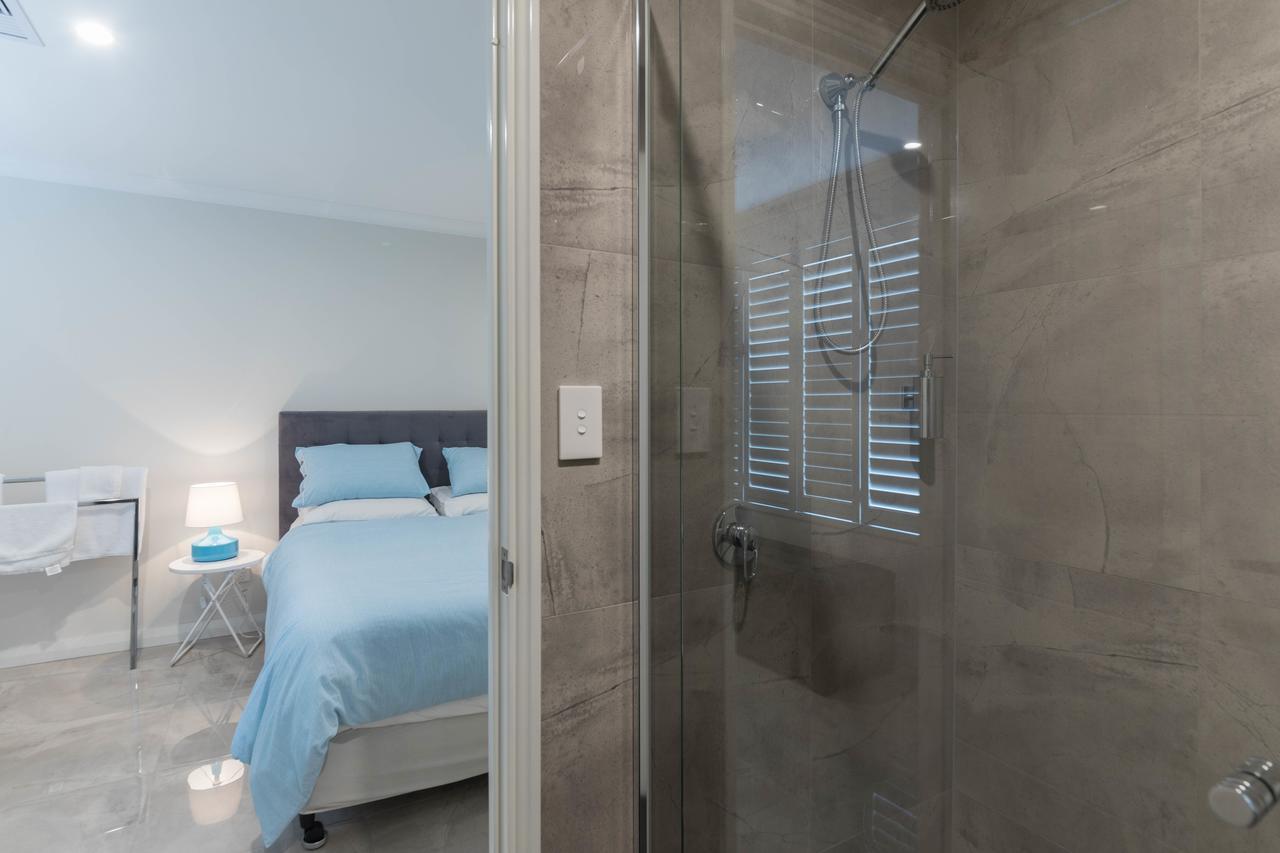 Tempat Tidur & Sarapan Epsom On Swan (adults Only)