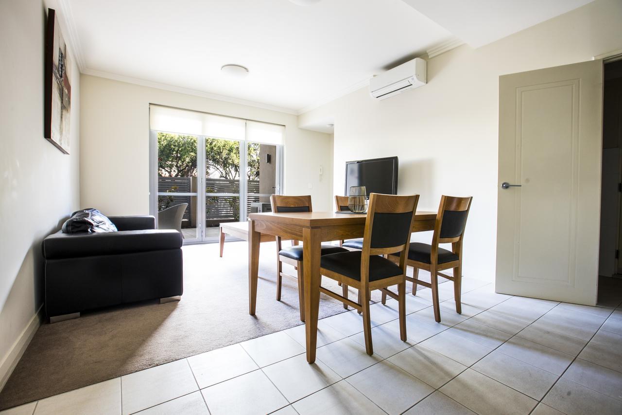 Zappeion Aparthotel 4*