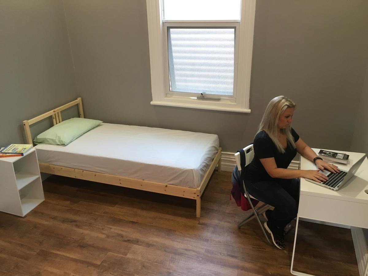 Hostel Cozzystay *