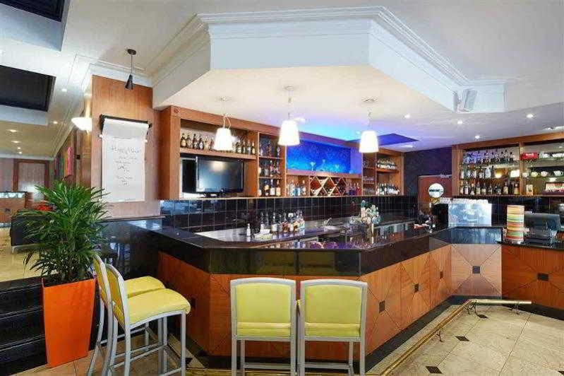Accor Seasons Hotel