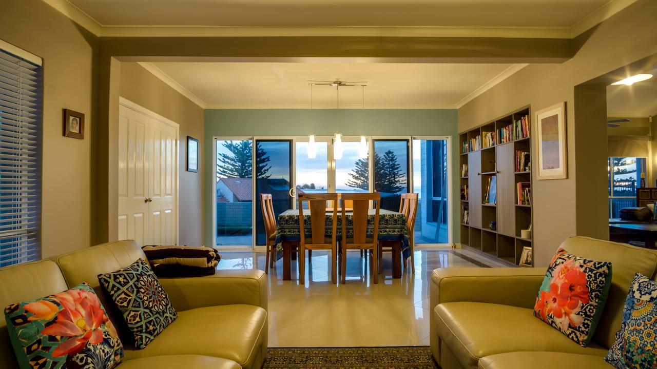Mullaloo Bed & Breakfast