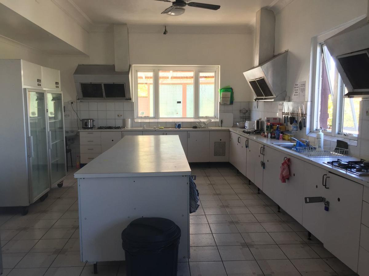 Central Backpackers * Perth