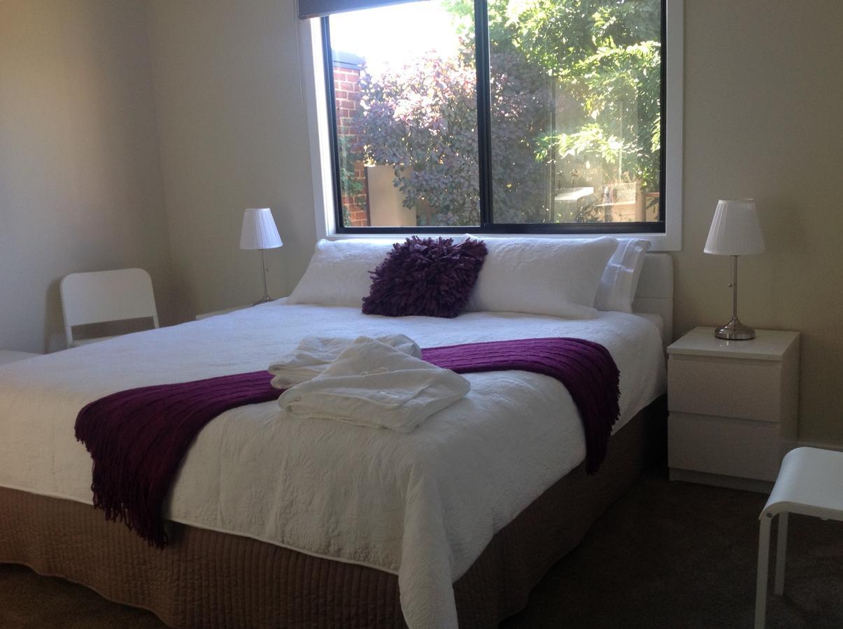 Apartment Lakeside On Boardwalk Perth