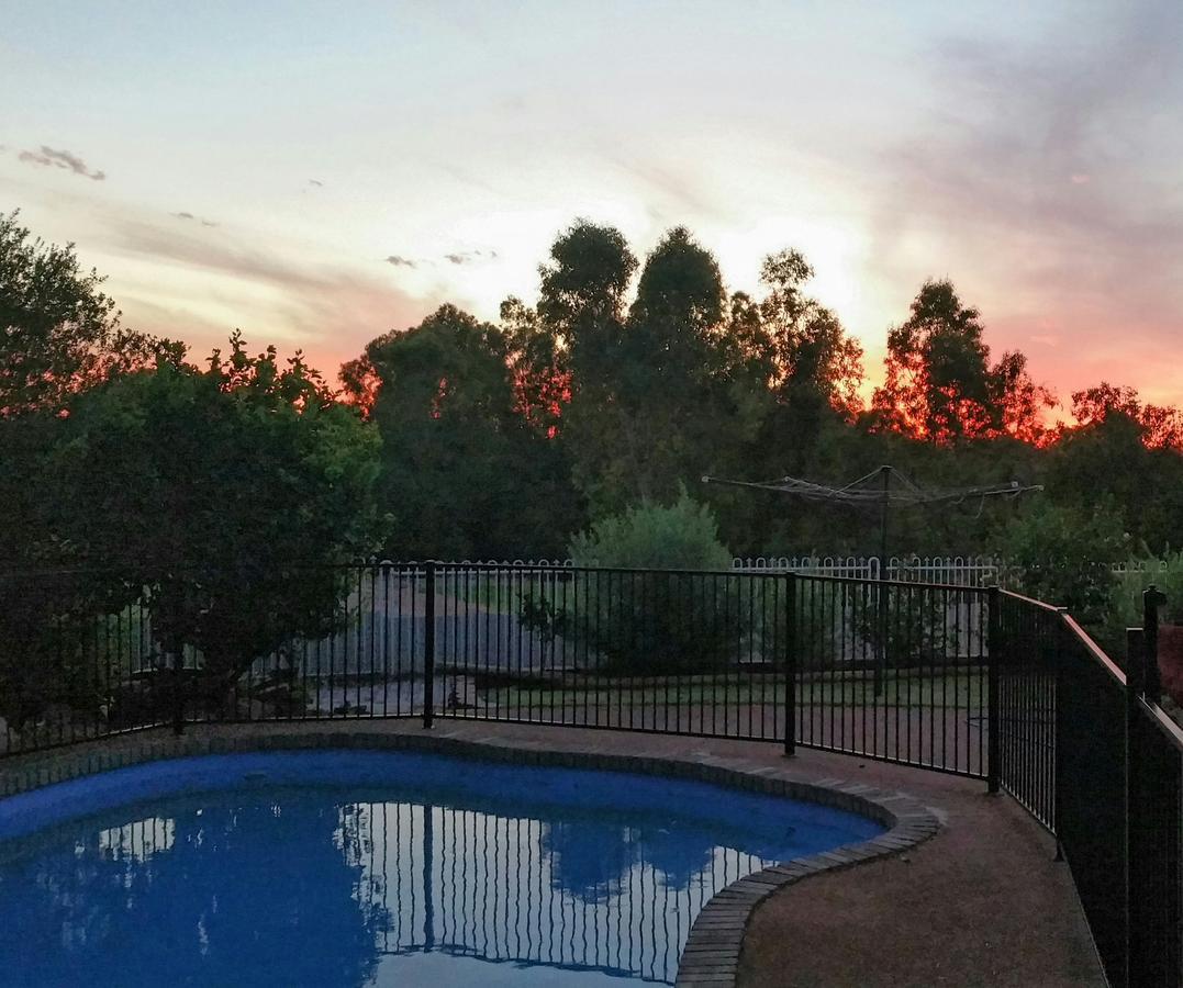 Jacaranda Hideaway Bed & Breakfast