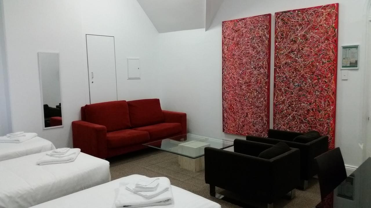 Hostel Wallaby Backpackers - Note - Valid Passport Required To Check In - Perth