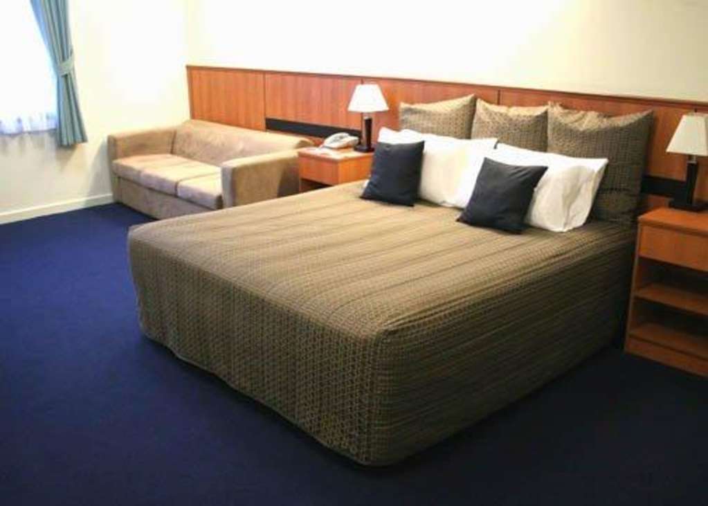 Metro 3* Perth