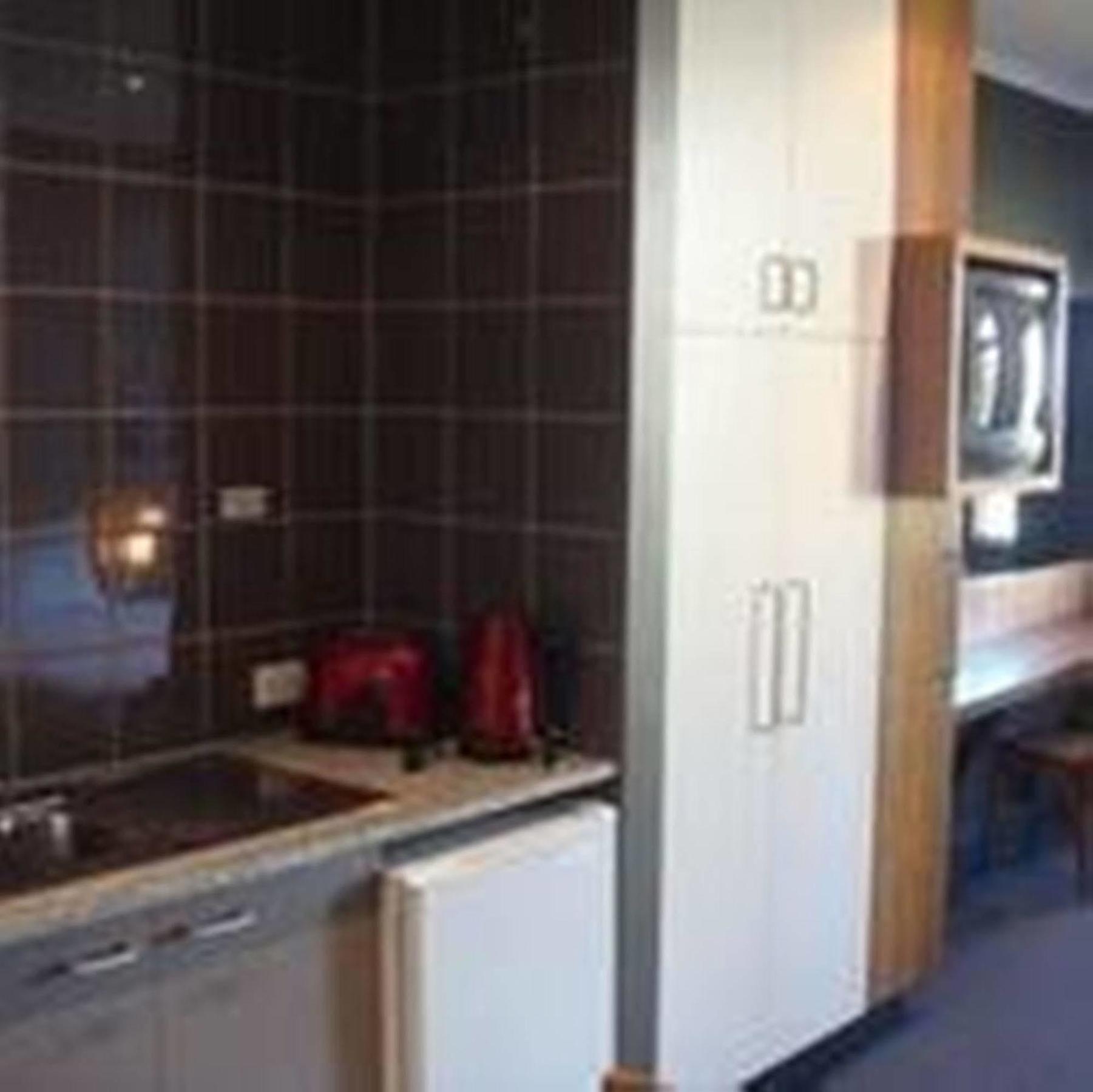 Aparthotel Riverview On Mount Street 4*