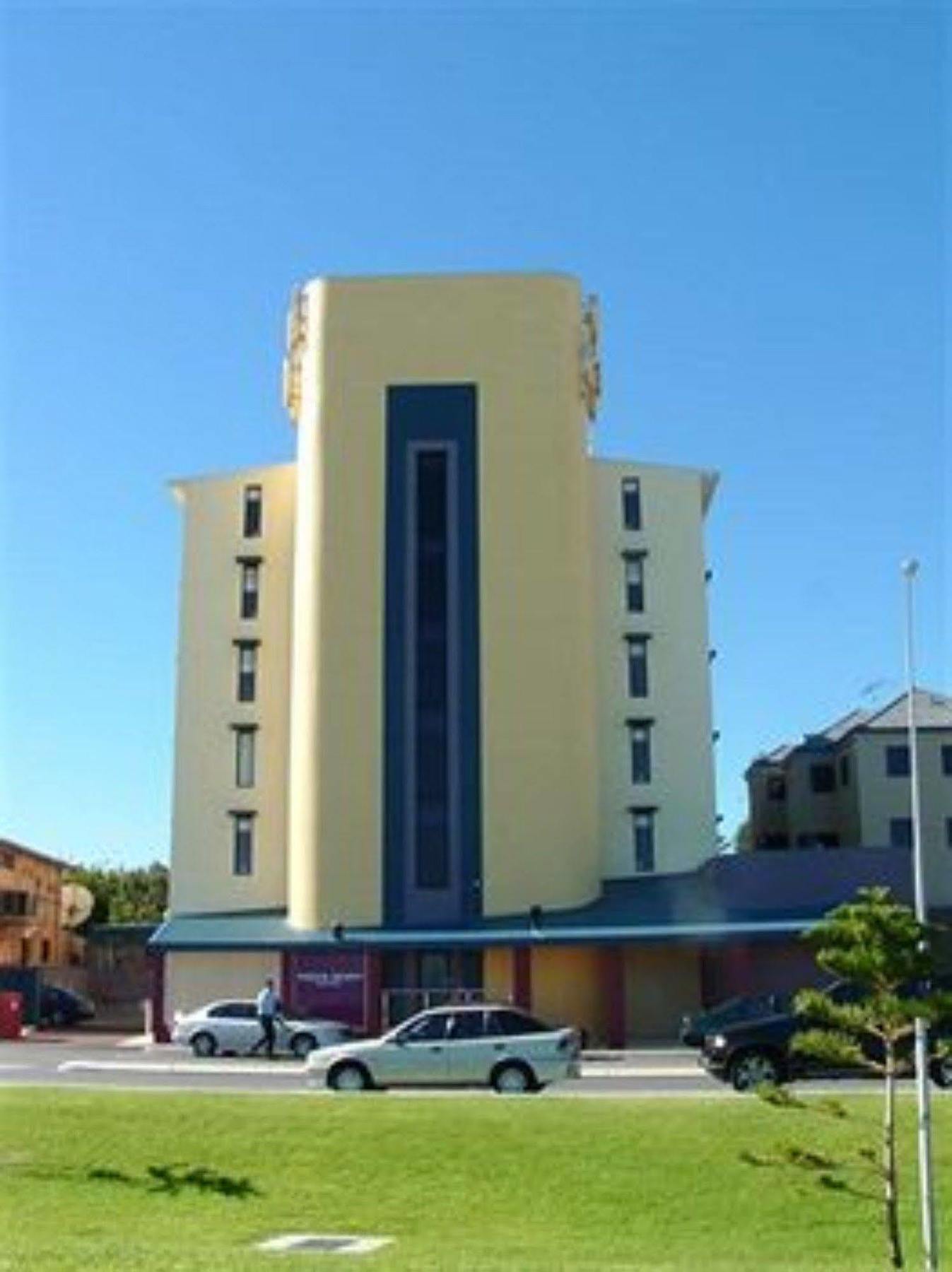 Ocean Hotel 4*