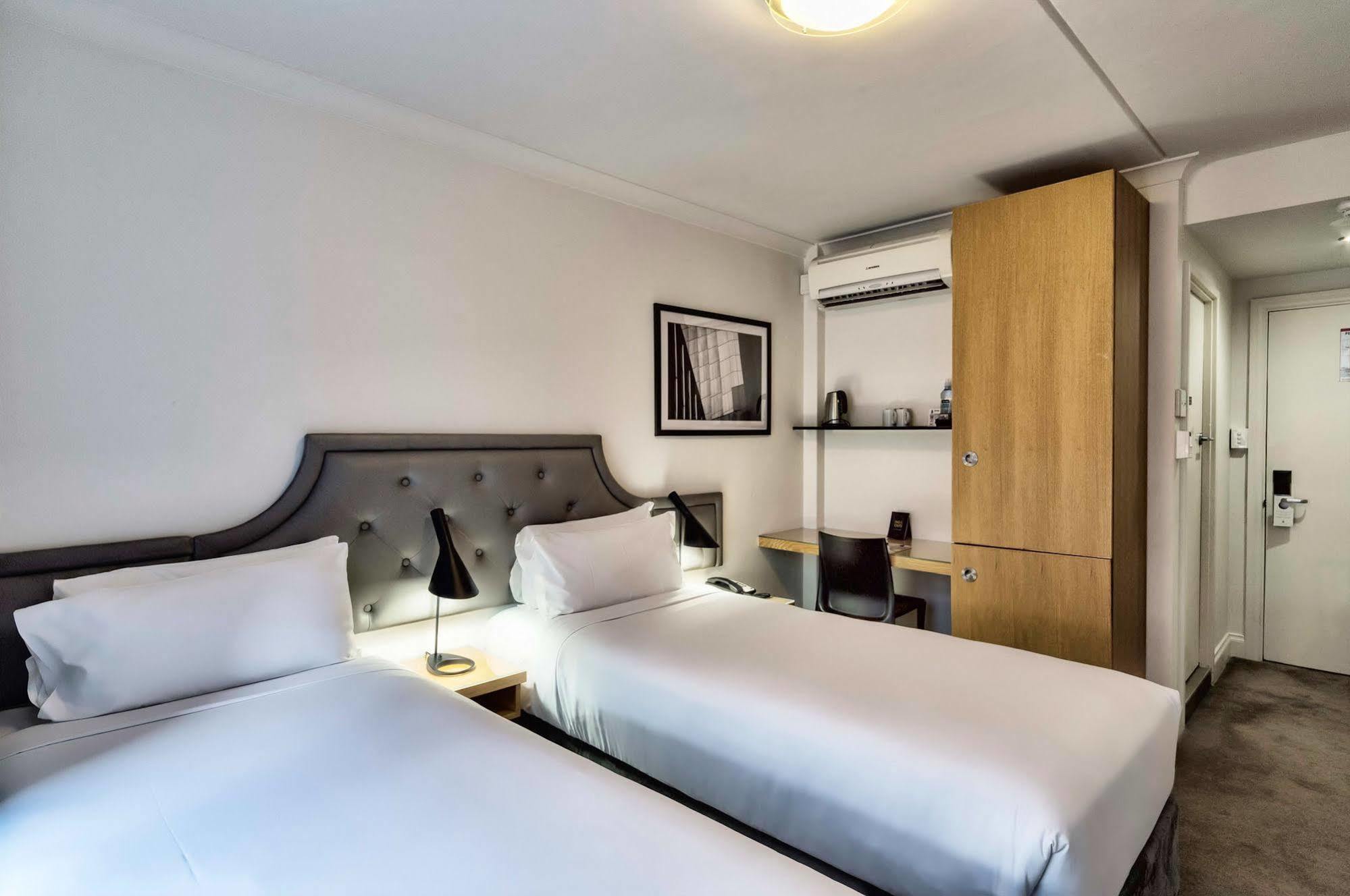 Pensione Hotel Perth 3* Perth
