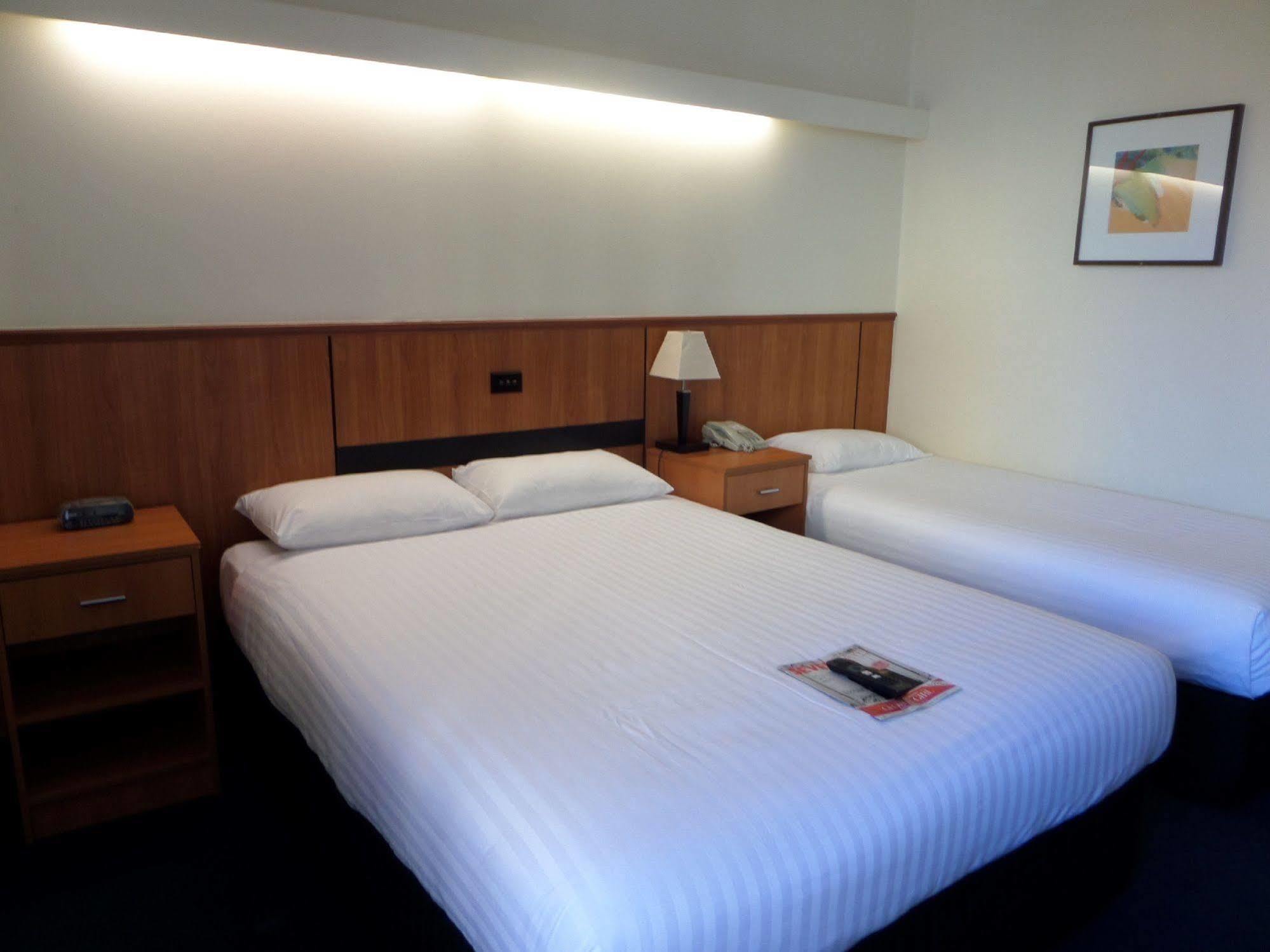 Metro Hotel Perth
