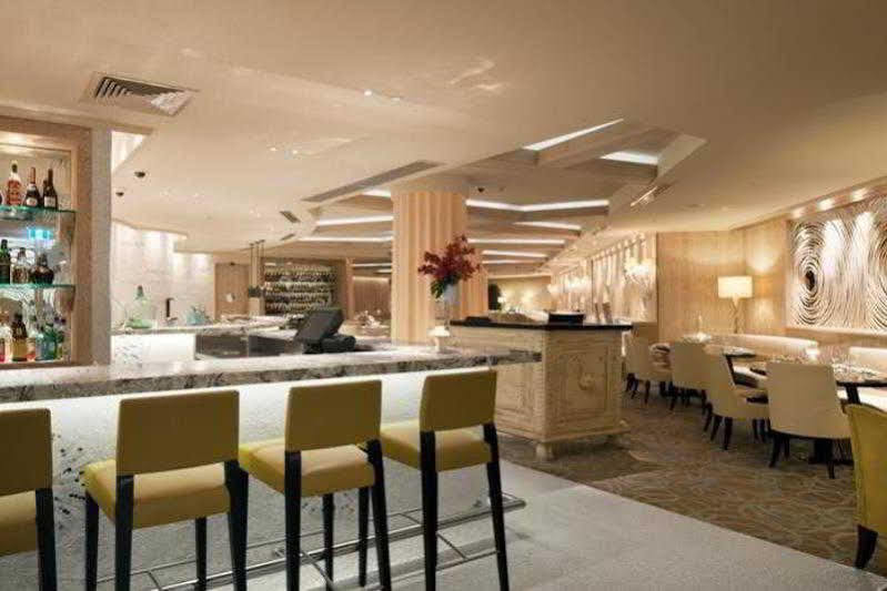 Hotel Crown Metropol 5*