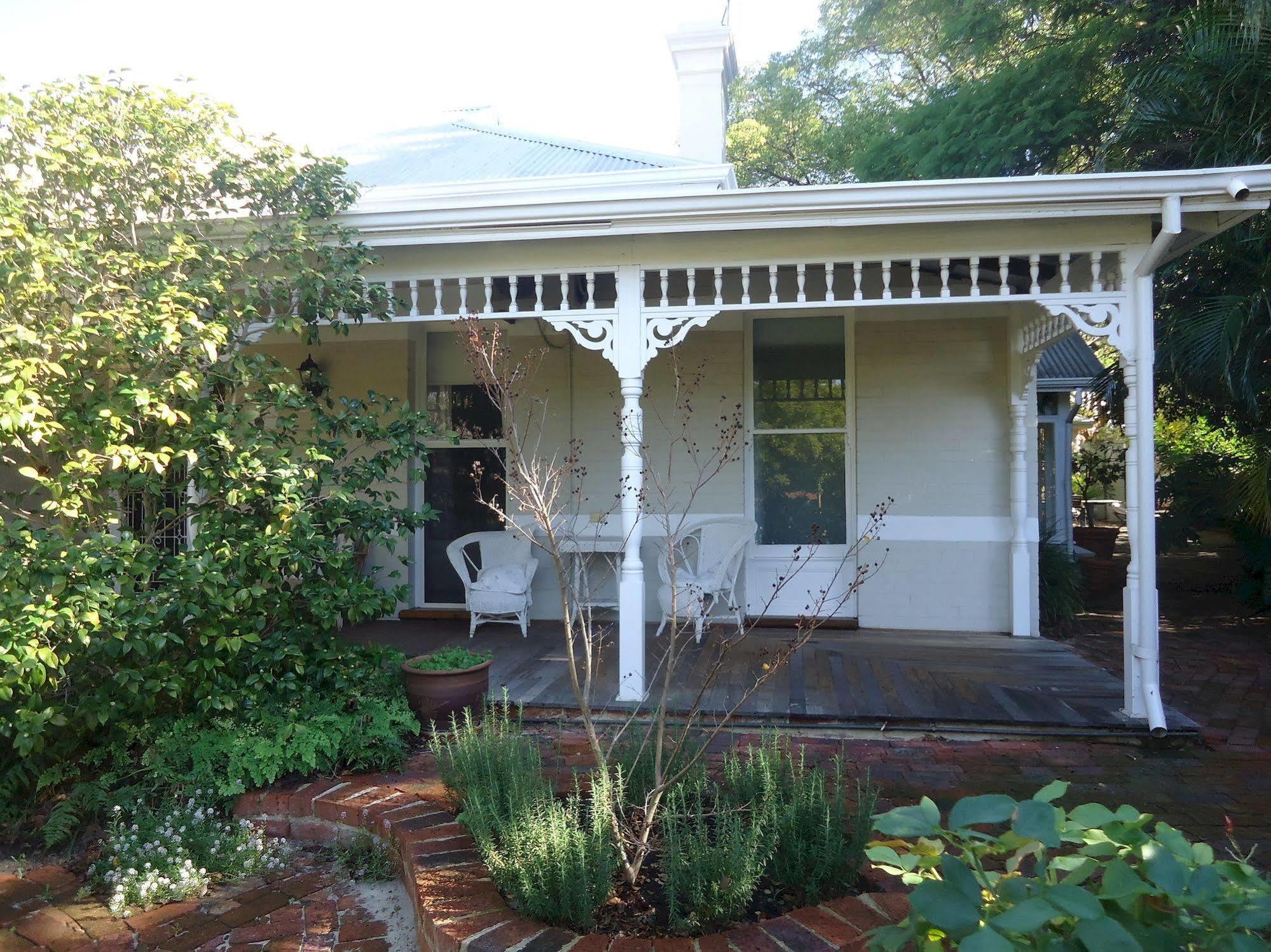 Durack House 4*
