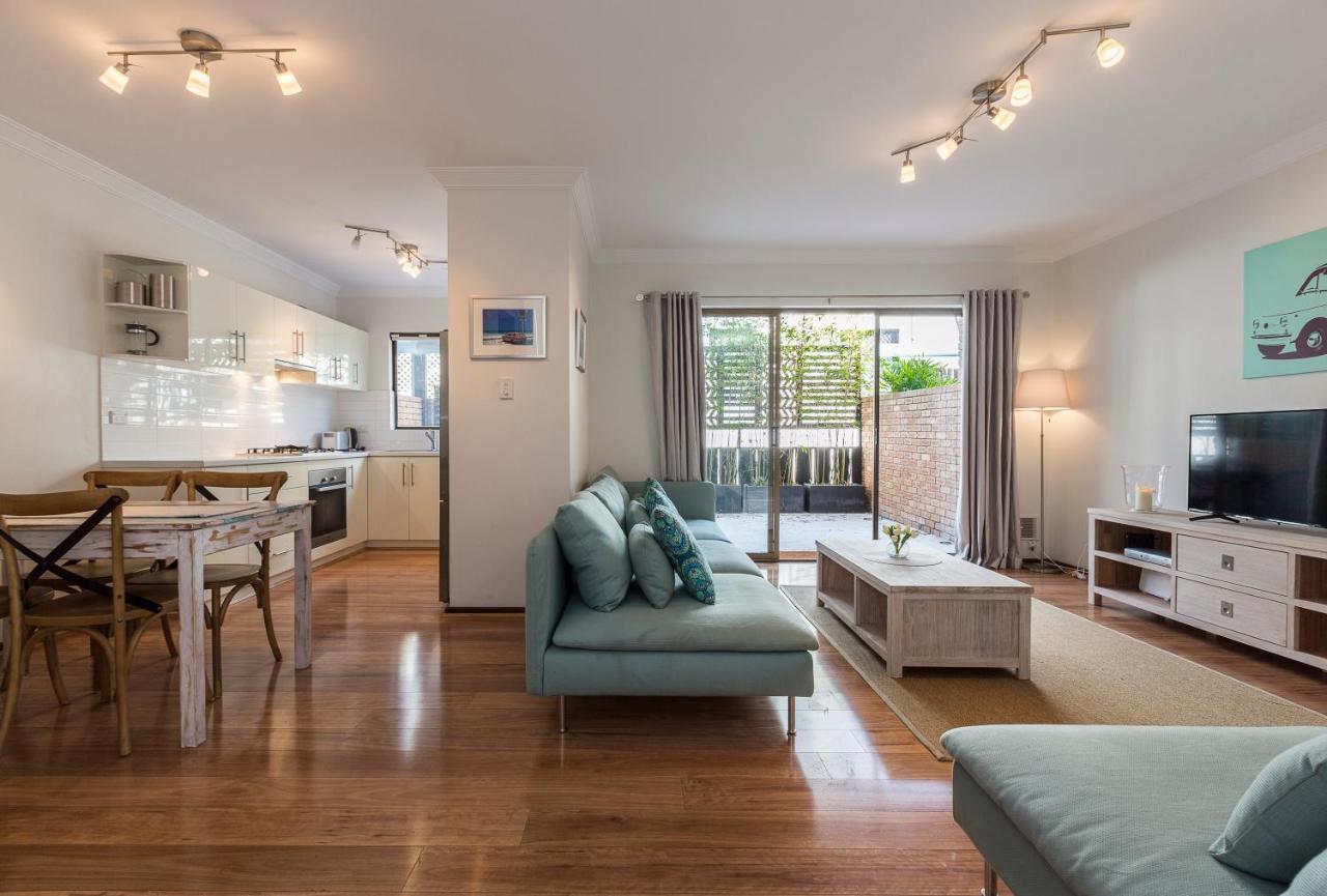 Cottesloe Sea Salt Abode - Executive Escapes Villa Perth