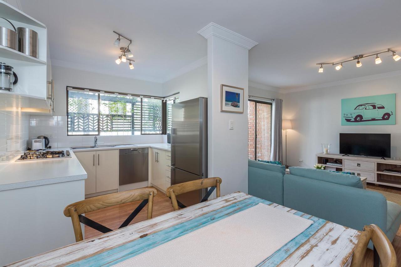 Cottesloe Sea Salt Abode - Executive Escapes *