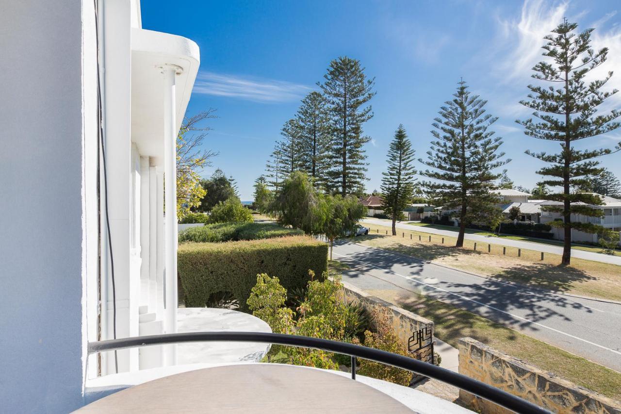 Apartment Cottesloe Deluxe - Executive Escapes Perth