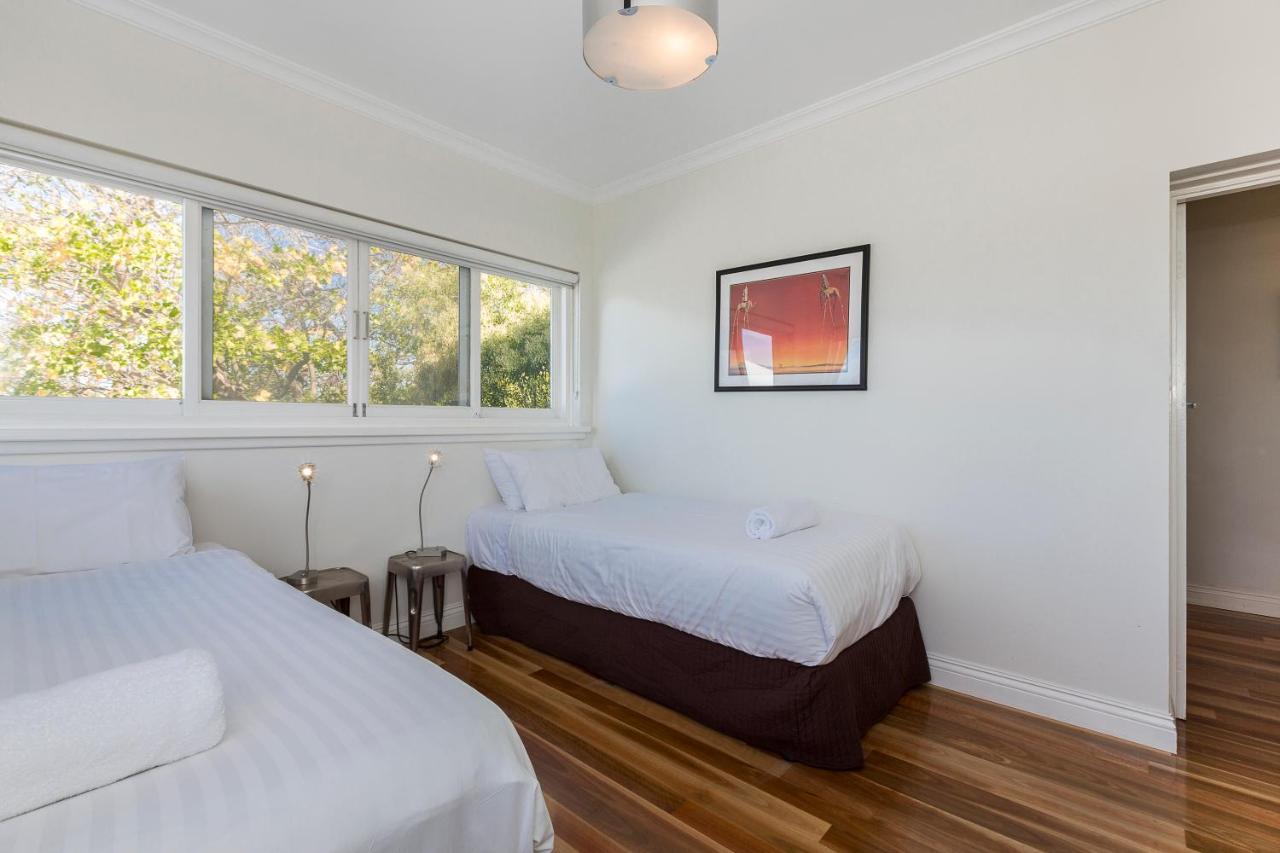 Apartment Cottesloe Deluxe - Executive Escapes Perth