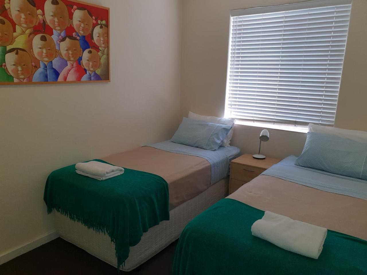 Apartment Mt.lawley Superb 2 Bedroom Ideally Located 5