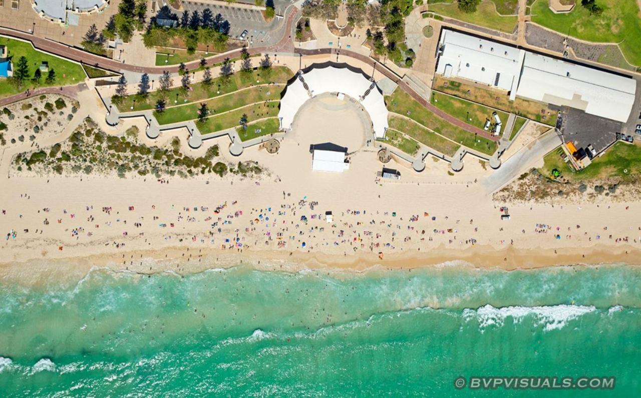 Apartemen The Sea Breeze Penthouse Perth