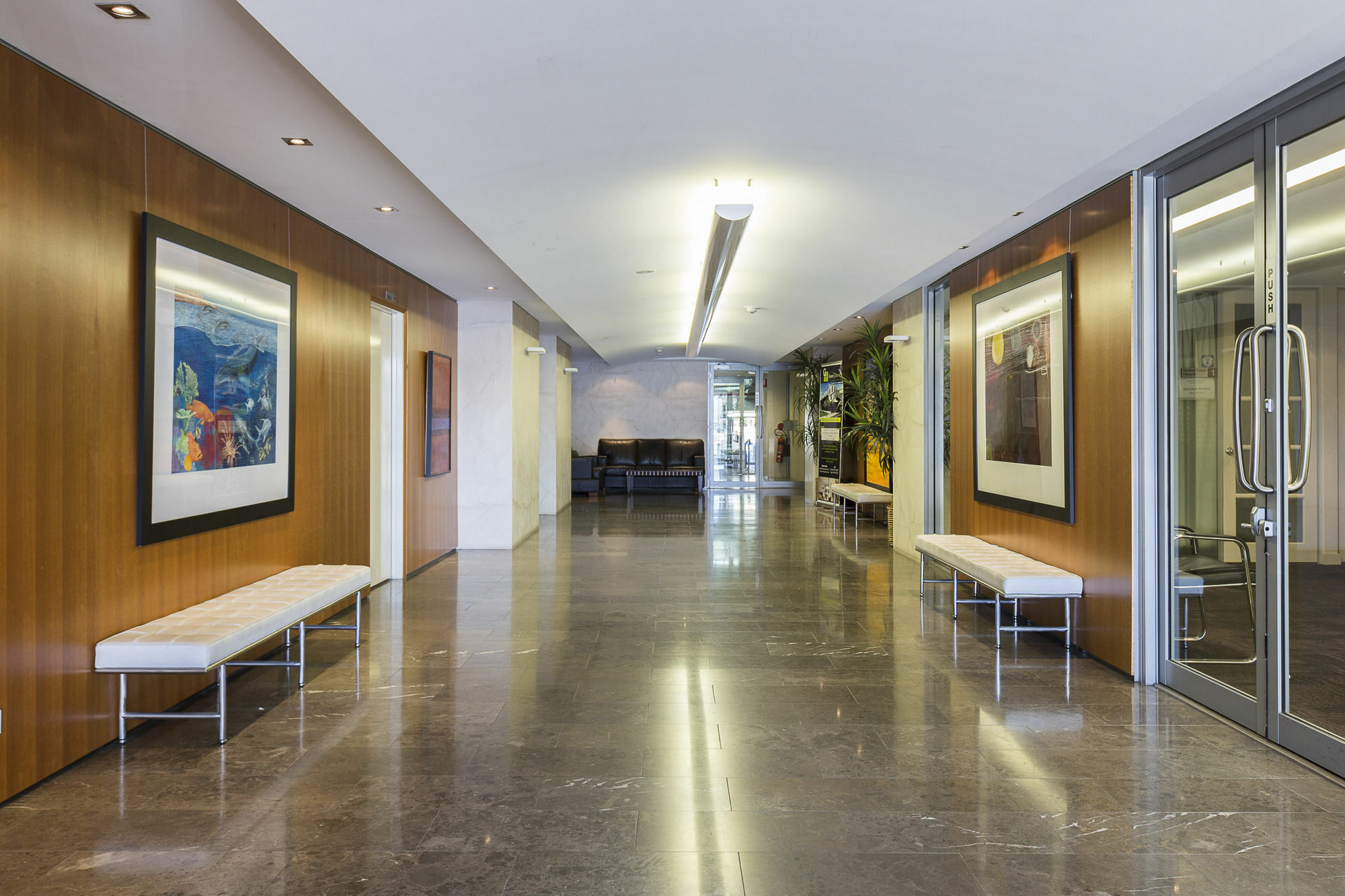 Aparthotel Gallery Serviced